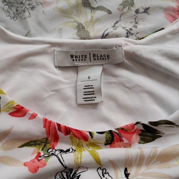 NWOT flowy garden print floral tank - Picture 2 of 2